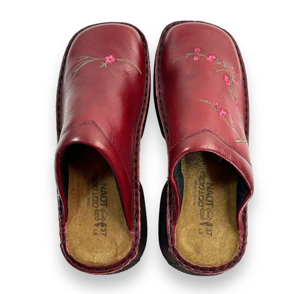 NAOT Mule Clog Shoe Sz EU 37 US 6 Red Leather Kimono Cherry Blossom Slip Ons - Picture 7 of 10